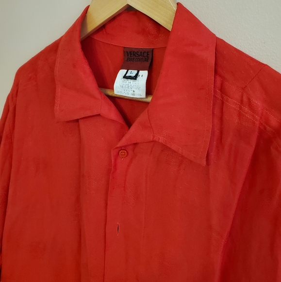 Gianni Versace Men's Red Short Sleeved Linen - Picture 2 of 7